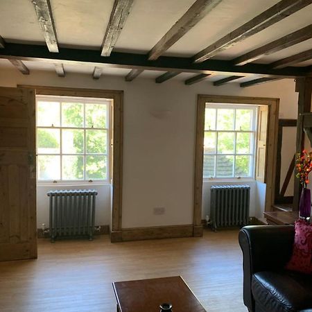 Stunning 1 Bedroom Self Contained Apartment Hythe  Eksteriør billede