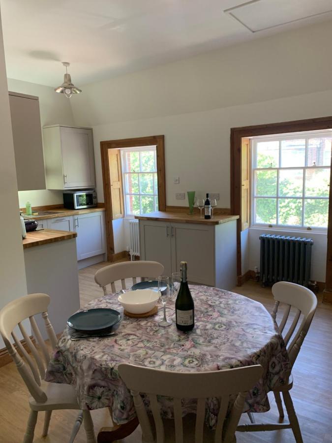 Stunning 1 Bedroom Self Contained Apartment Hythe  Eksteriør billede